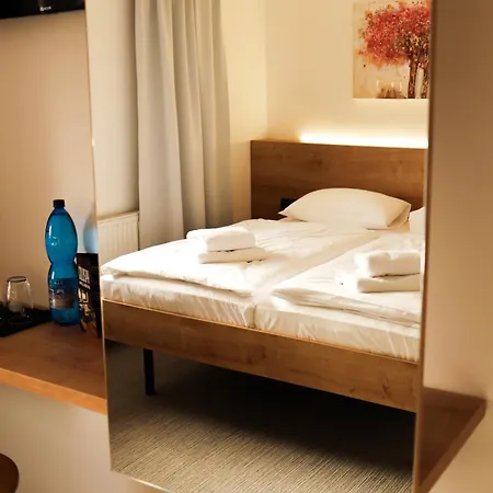 Otel Golden Golem &