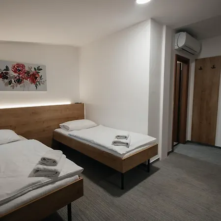 Golden Golem Hotel&spa Hotel 3*