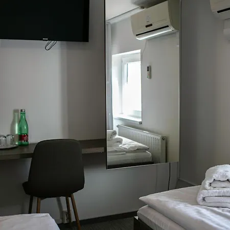 Otel Golden Golem & 3*