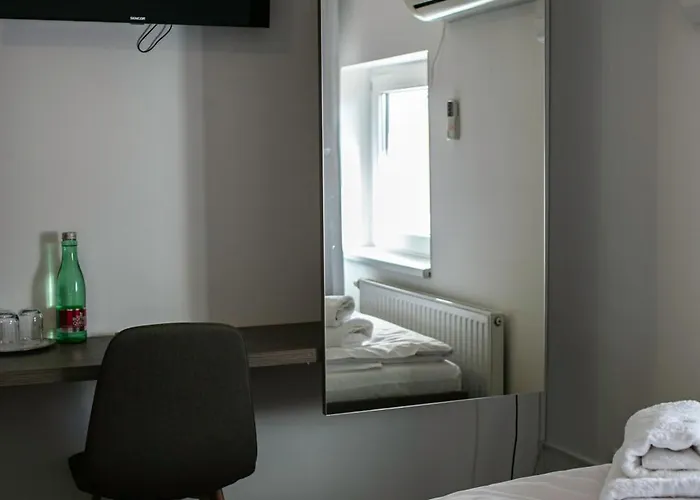 Hotell Golden Golem & 3*